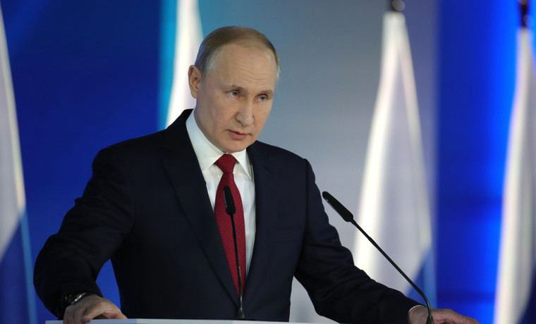Путин поручил привлекать к ответственности врио глав регионов за коррупцию