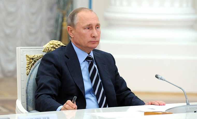 Путин подписал закон, запрещающий уклонистам от армии в течение 10 лет занимать госдолжности