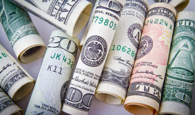 6 июля в 1785 году Конгресс США постановил назвать американскую валюту «долларом»