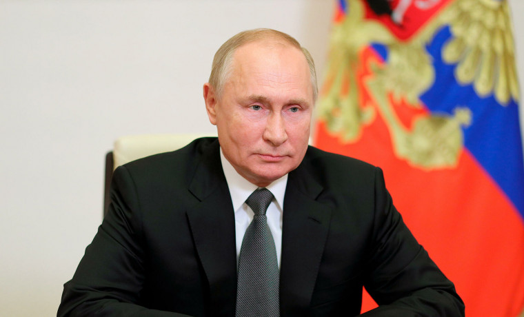 Путин поддержал идею продлить действие сертификата после перенесенного коронавируса до года