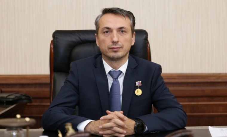 Эльхан Сулейманов стал представителем экспертного сообщества РАН