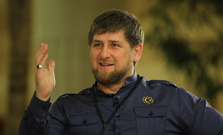Рамзан Кадыров поздравил соотечественников с Днем России