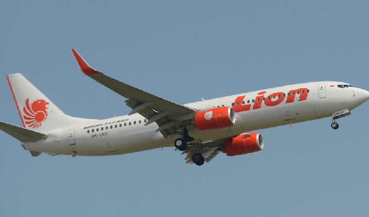 Самолет авиакомпании Lion Air, выполнявший рейс из Джакарты в Панкалпинанг, потерпел катастрофу