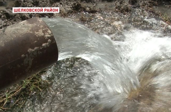 Как обстоят дела с водо - и электроснабжением в Шелковском районе?