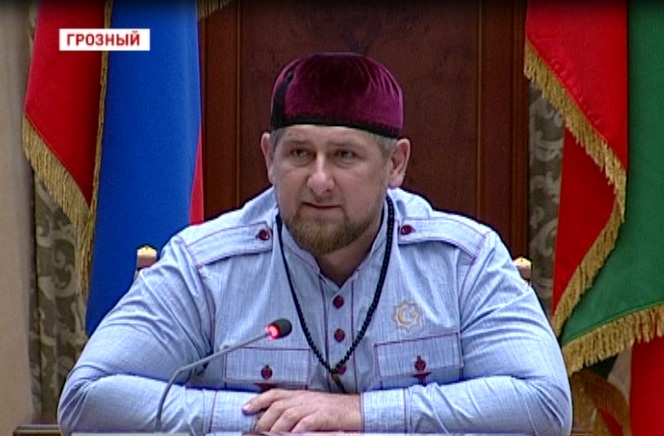 Р. Кадыров: «Необходимо усилить контроль над соблюдением полицейскими правил ношения оружия и амуниций»