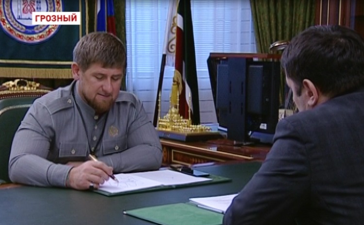 Р. Кадыров встретился с директором Департамента внешних связей ЧР И. Хаджимурадовым